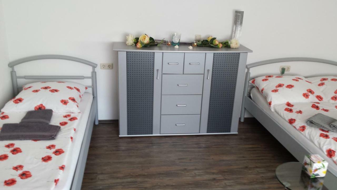 Ferienwohnung Baur Tussenhausen エクステリア 写真