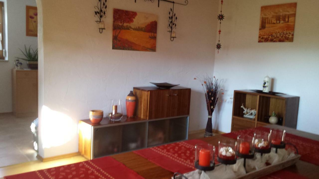 Ferienwohnung Baur Tussenhausen エクステリア 写真
