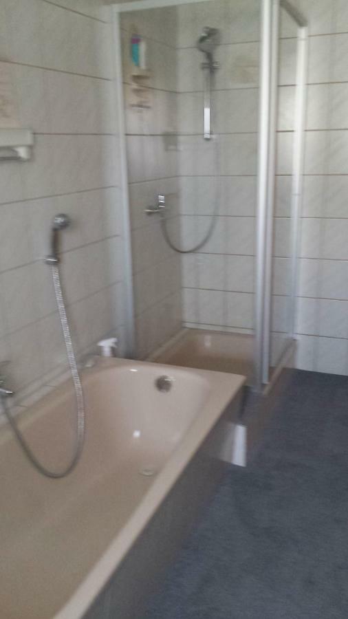 Ferienwohnung Baur Tussenhausen エクステリア 写真